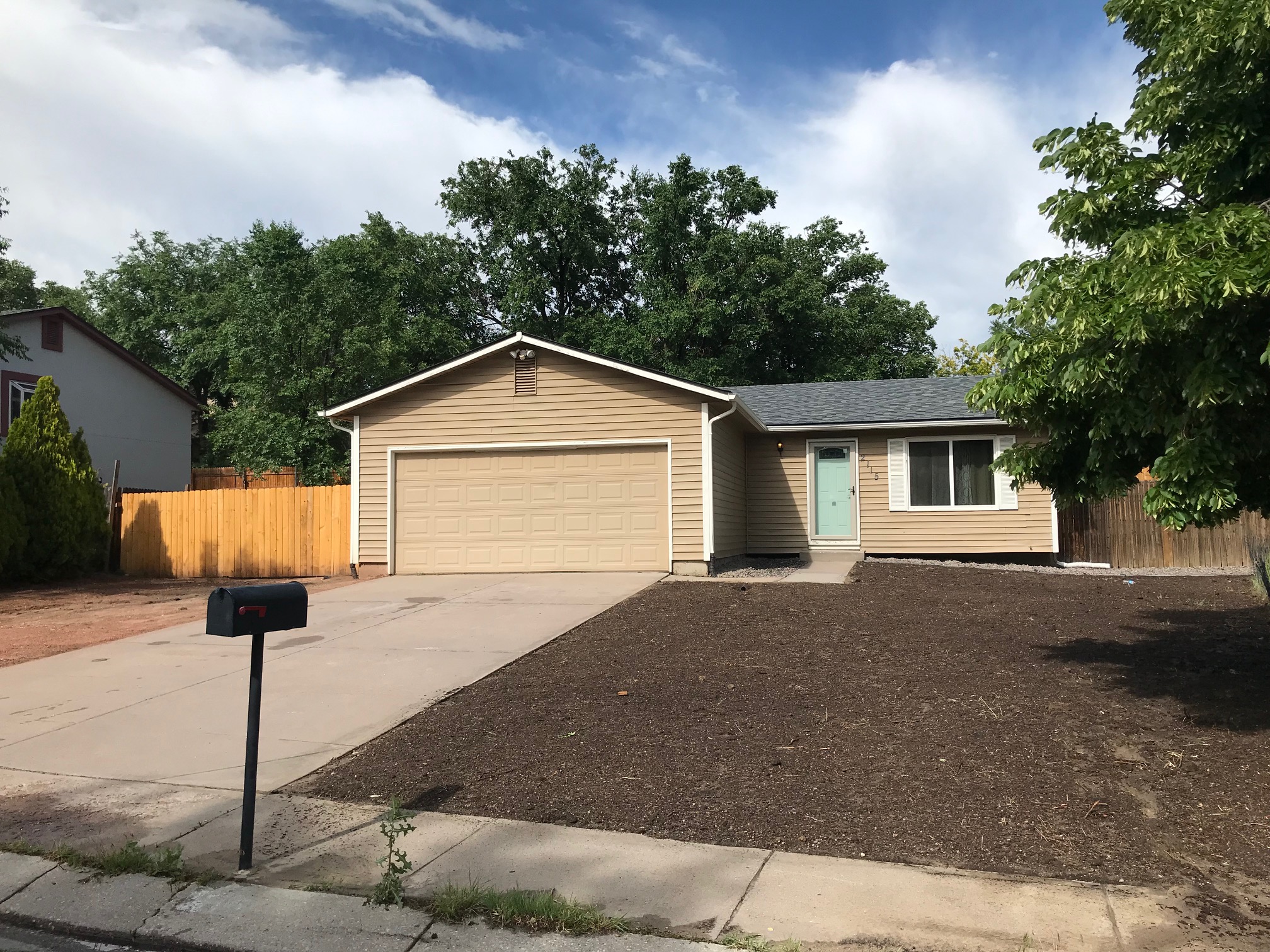 2115 Grafton Dr